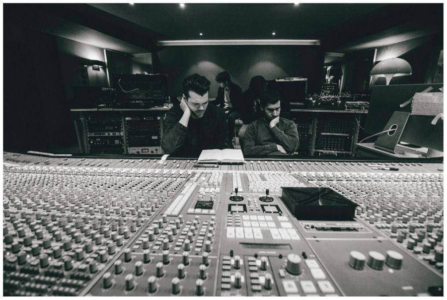 Everything Everything Facebook Studio
