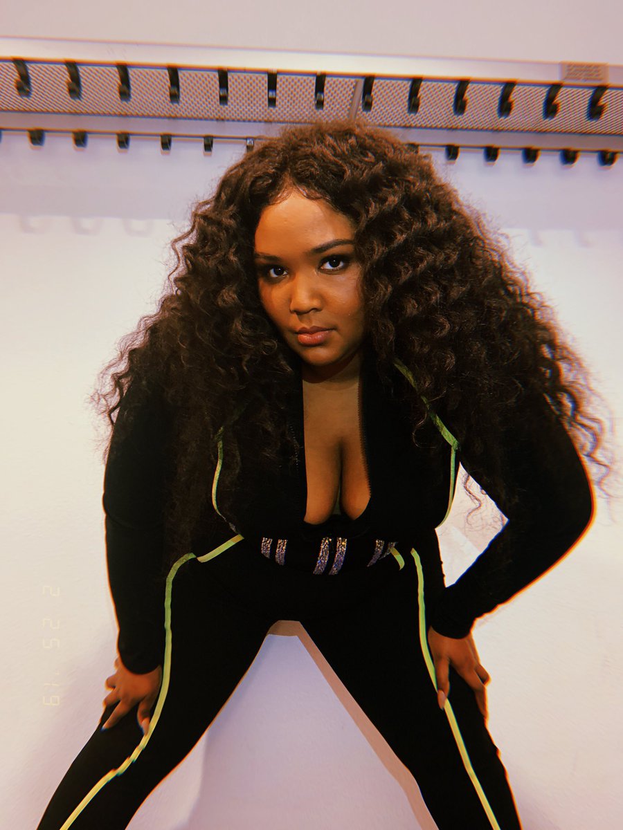 Lizzo Twitter 2019 February