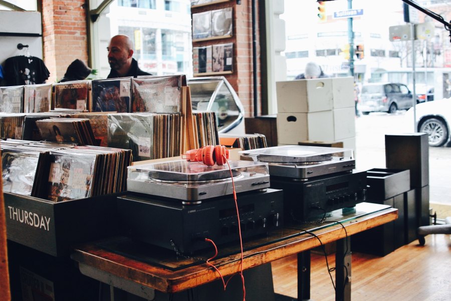 Vinyl Shop Mirta Fratnik Unsplash