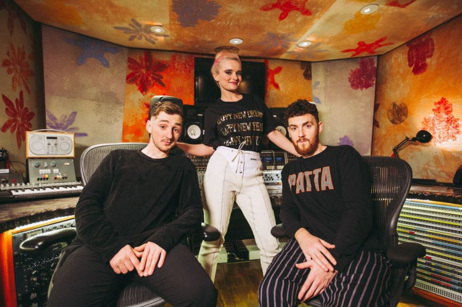Clean Bandit Twitter 2019 January