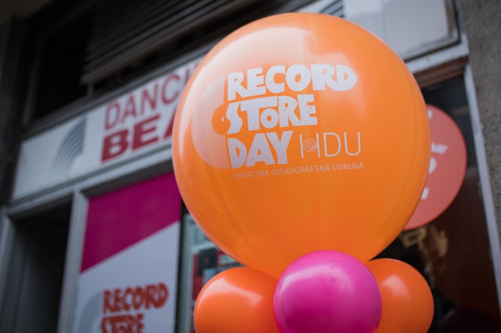 Record Store Day 2019 - Dancing Bear (2)