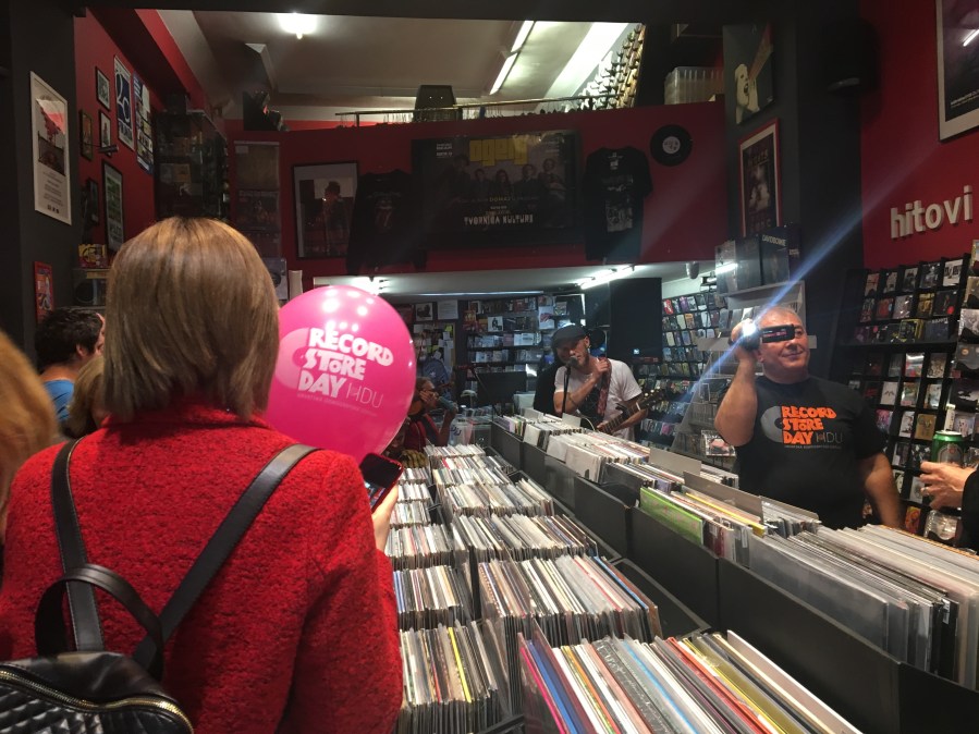 RSD 2019 Dancing Bear Ogenj